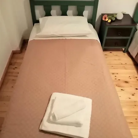 Holiday home Xristos House *