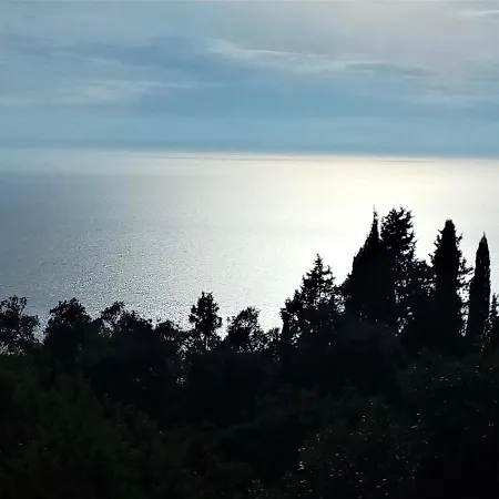 Xristos House Holiday home